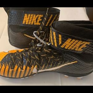 Nike Lunar Beast Elite Football Gold/Blk Cleats